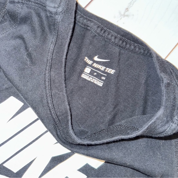 Black Nike Logo Tank Top - Women's Size Small - Picture 4 of 4